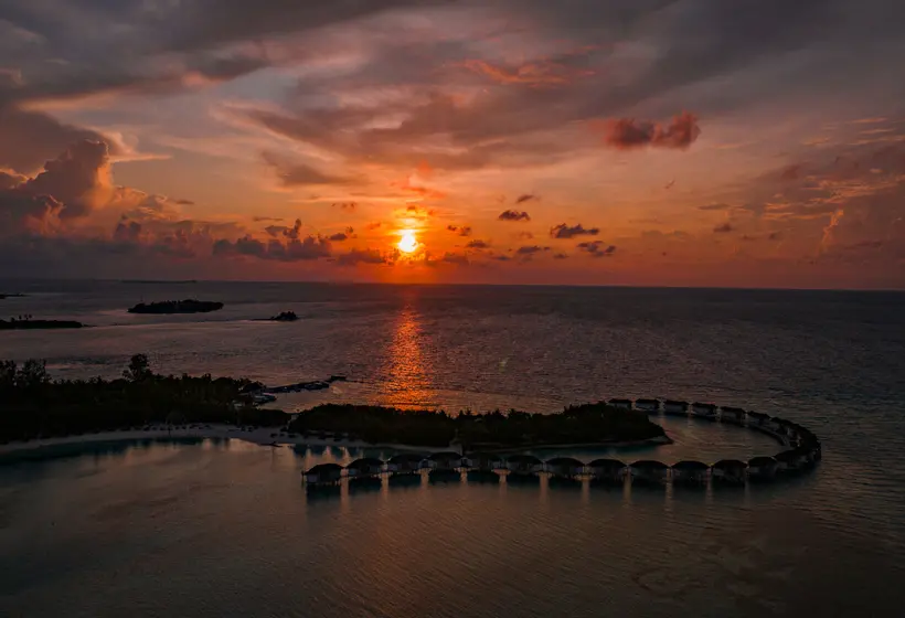 هتل Cinnamon Dhonveli Maldives