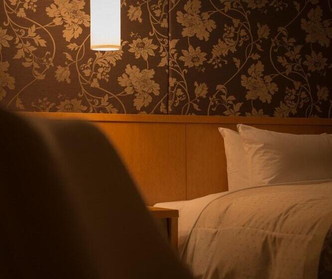 בית מלון כפרי Hachinohe Park