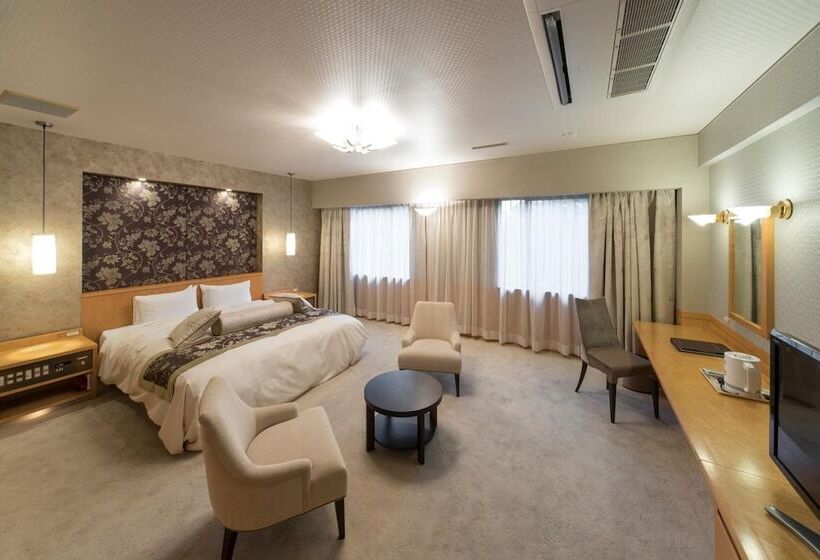 בית מלון כפרי Hachinohe Park