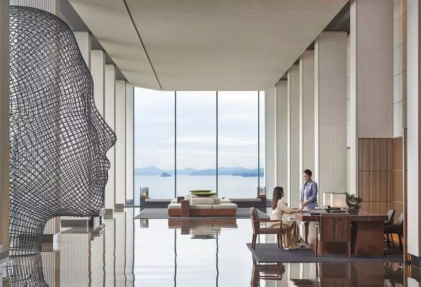 Отель Intercontinental Shenzhen Dameisha Resort, An Ihg