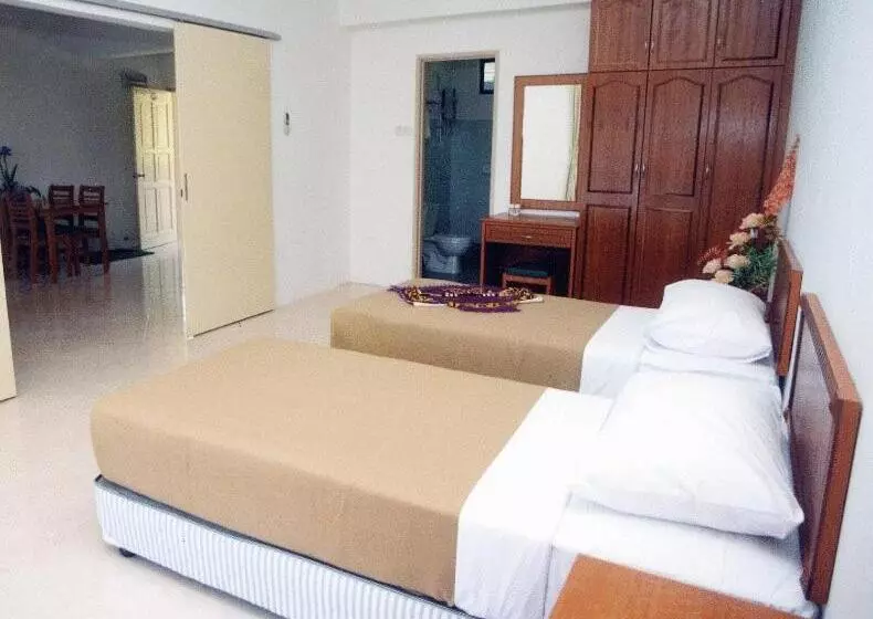 Hotel Marina Cove Resort