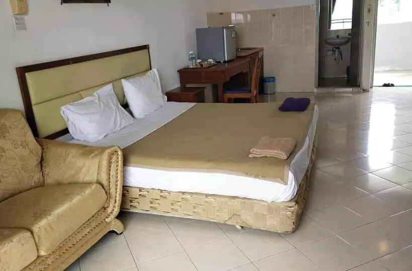 Hotel Marina Cove Resort