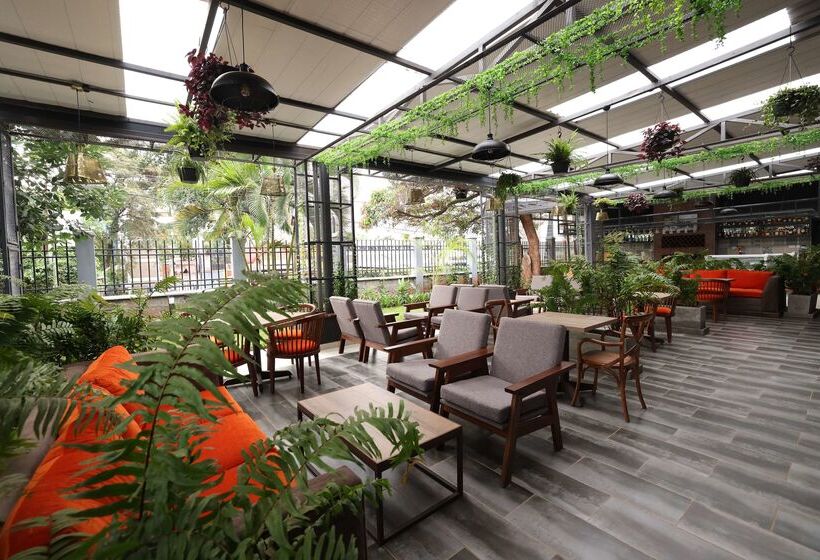 Отель Prideinn Westlands Luxury Boutique