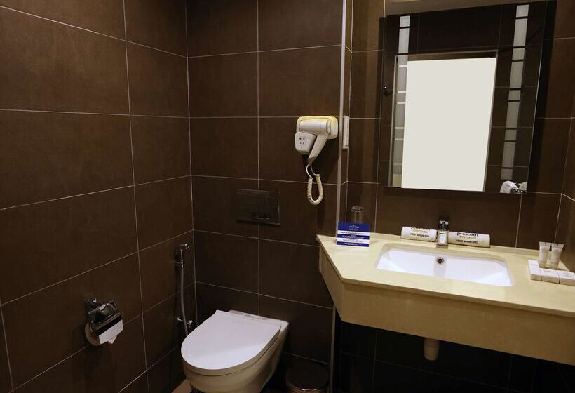 Отель Prideinn Westlands Luxury Boutique