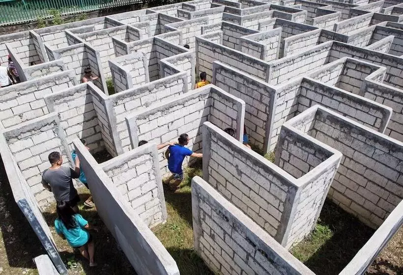 בית מלון כפרי San Remigio Beach Club Sports And Leisure Resort