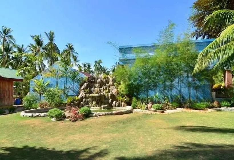 בית מלון כפרי San Remigio Beach Club Sports And Leisure Resort