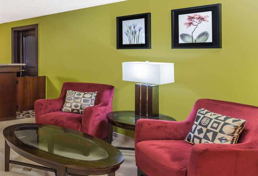 Отель Travelodge By Wyndham Newport