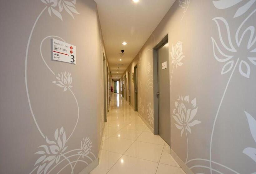 Tune Hotel Danga Bay Johor