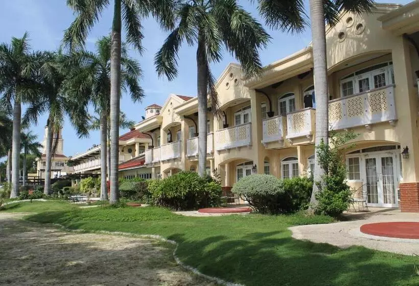 Hotelli Vista Mar Beach Resort And Country Club