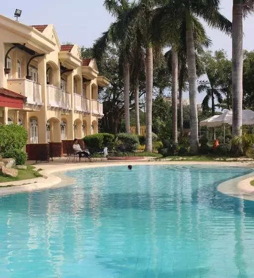 Hotelli Vista Mar Beach Resort And Country Club