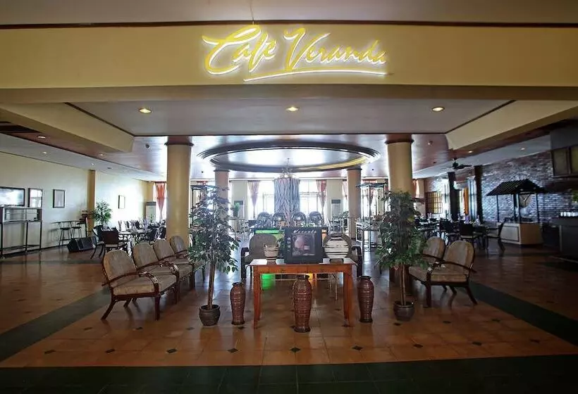 Hotelli Vista Mar Beach Resort And Country Club