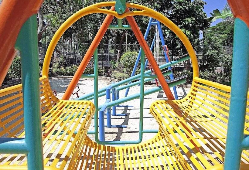 בית מלון כפרי Vista Mar Beach Resort And Country Club