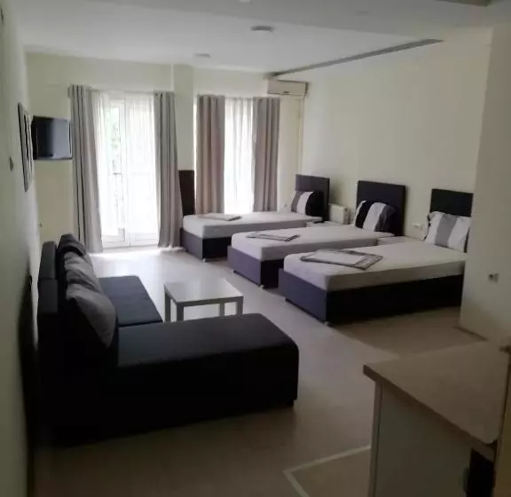 هتل Accommodation Elegance