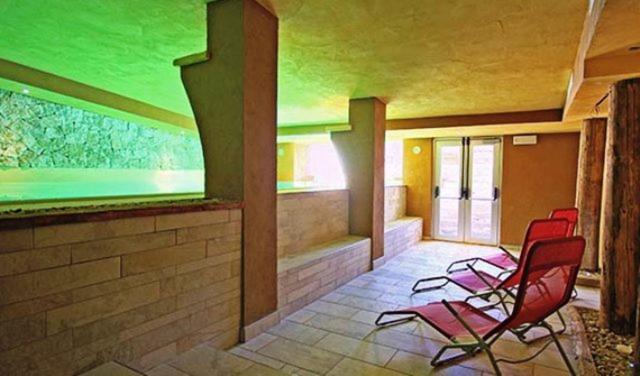 ホテル Arnica Mountain