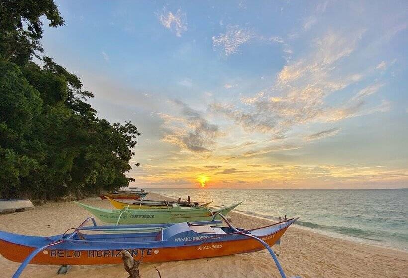 Otel Jony S Beach Resort