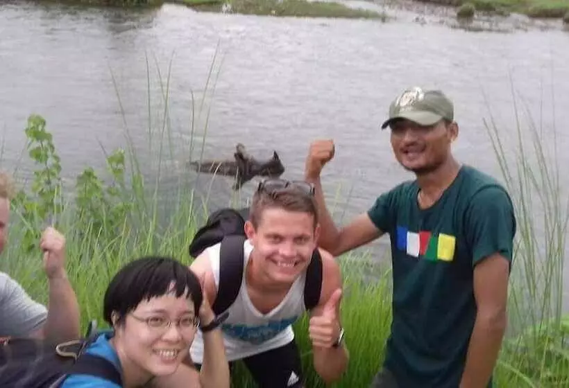 هتل Jungle Wildlife Camp