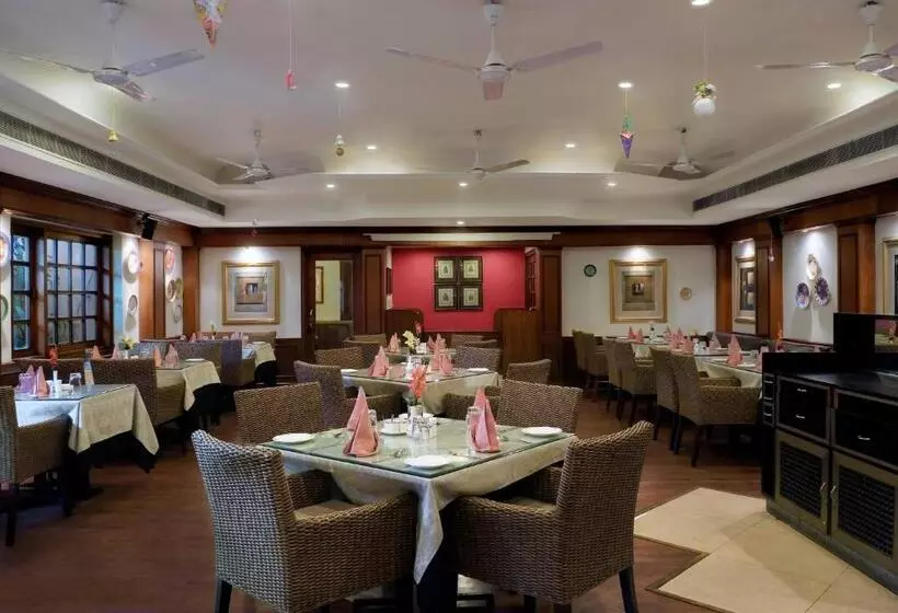 호텔 Mayfair Rourkela