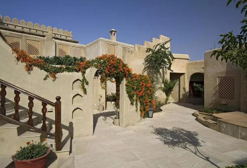 Отель Mihir Garh