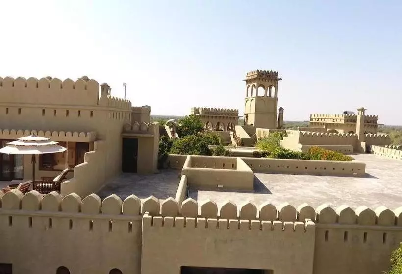 Отель Mihir Garh