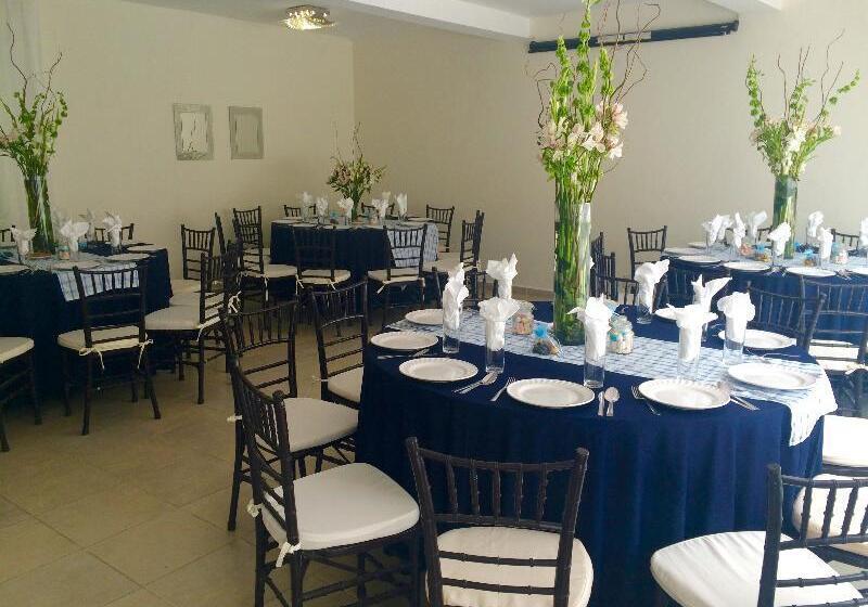 호텔 San Miguel, En El Centro  Desayuno Gratis