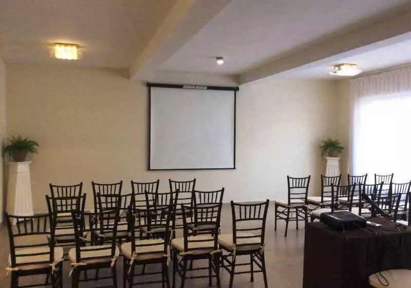 Отель San Miguel, En El Centro  Desayuno Gratis