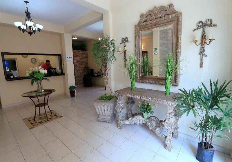 호텔 San Miguel, En El Centro  Desayuno Gratis