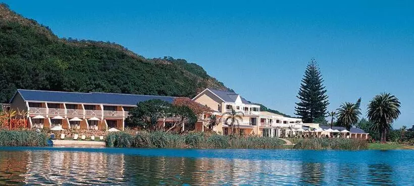 هتل Lake Pleasant