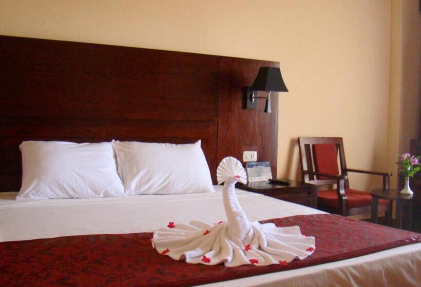 Royal Brayka Beach Resort