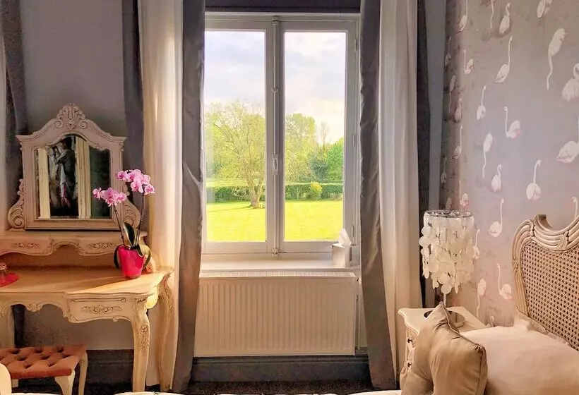 ベッドアンドブレックファースト Maison De Plumes