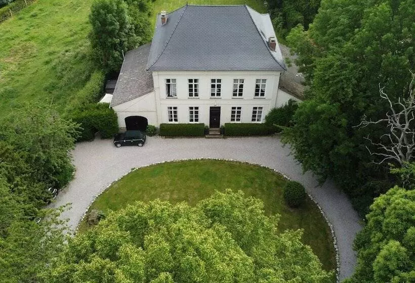 ベッドアンドブレックファースト Maison De Plumes