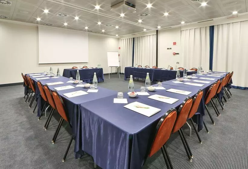 هتل Best Western Plus Borgolecco