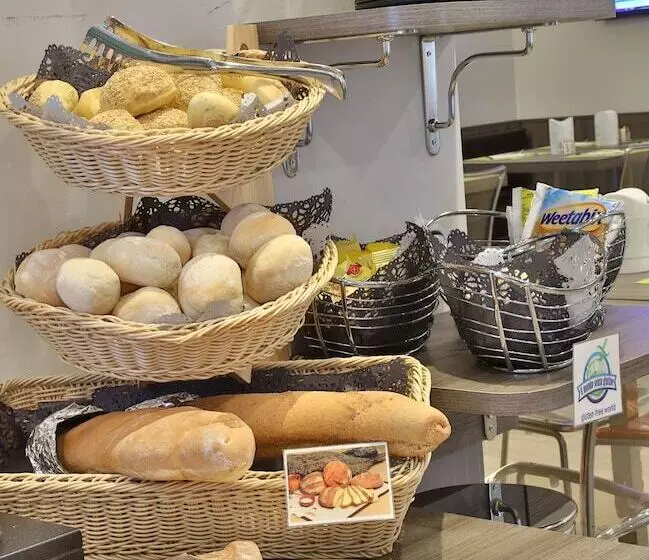 هتل Best Western Plus Borgolecco