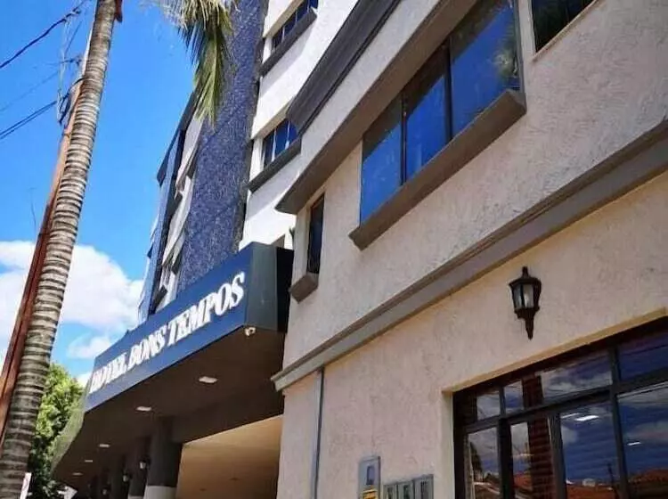 Hotel Bons Tempos