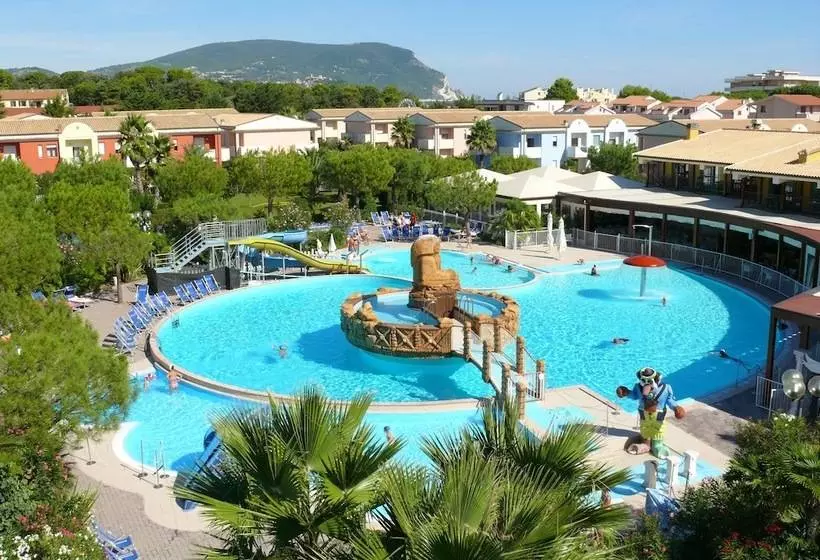 בית מלון כפרי Centro Vacanze De Angelis