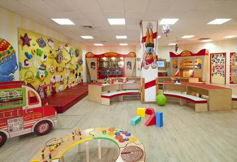 בית מלון כפרי David Dead Sea Resort & Spa