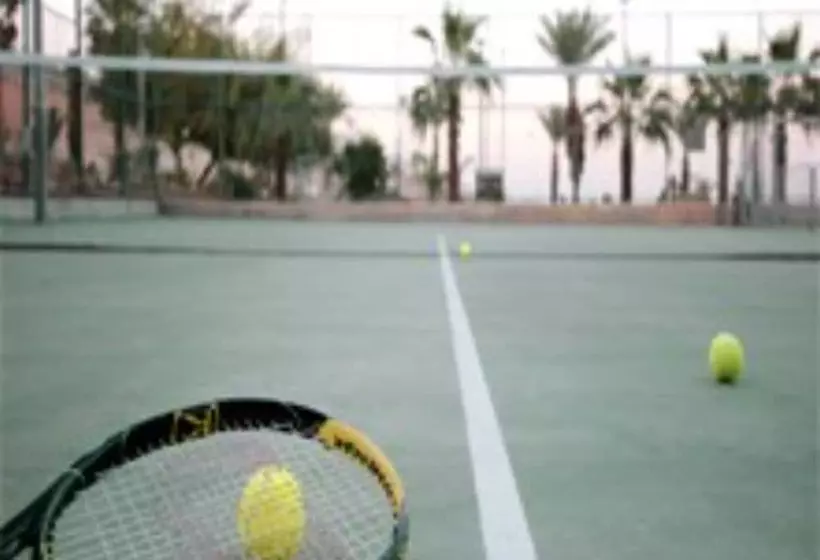 בית מלון כפרי David Dead Sea Resort & Spa