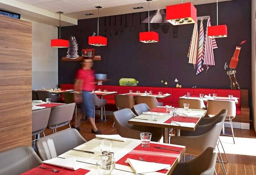 בית מלון כפרי Ibis Krakow Stare Miasto