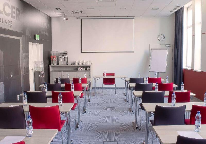 בית מלון כפרי Ibis Krakow Stare Miasto