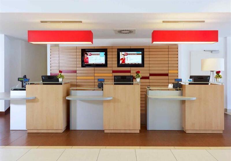 בית מלון כפרי Ibis Krakow Stare Miasto