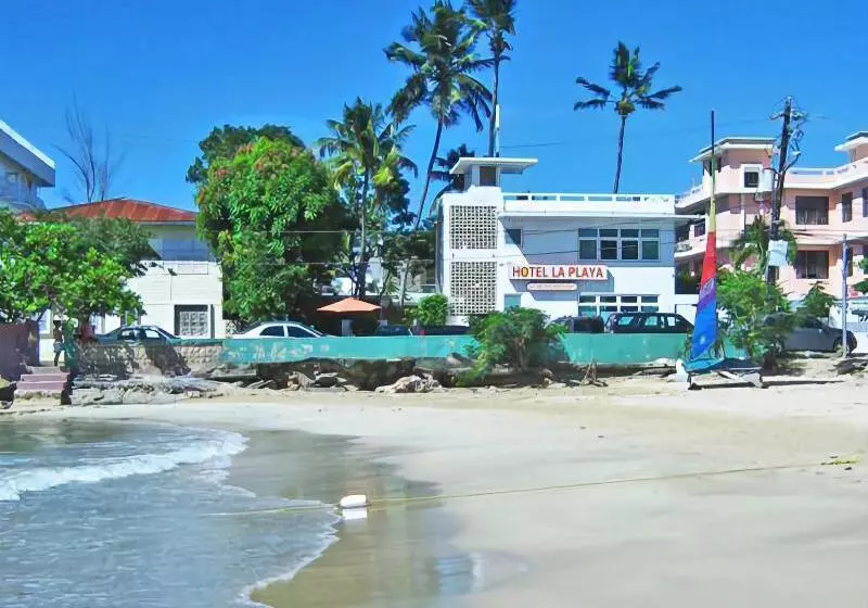 هتل La Playita