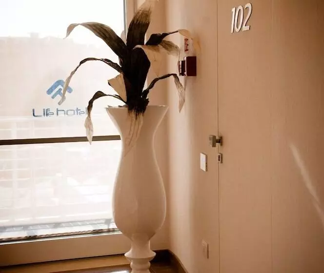 Life Hotel Seaview & Spa