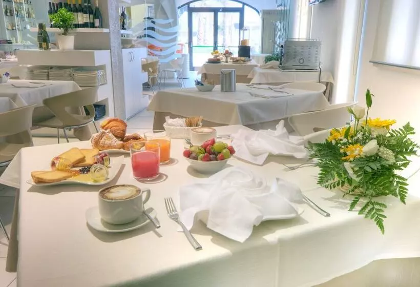 Life Hotel Seaview & Spa