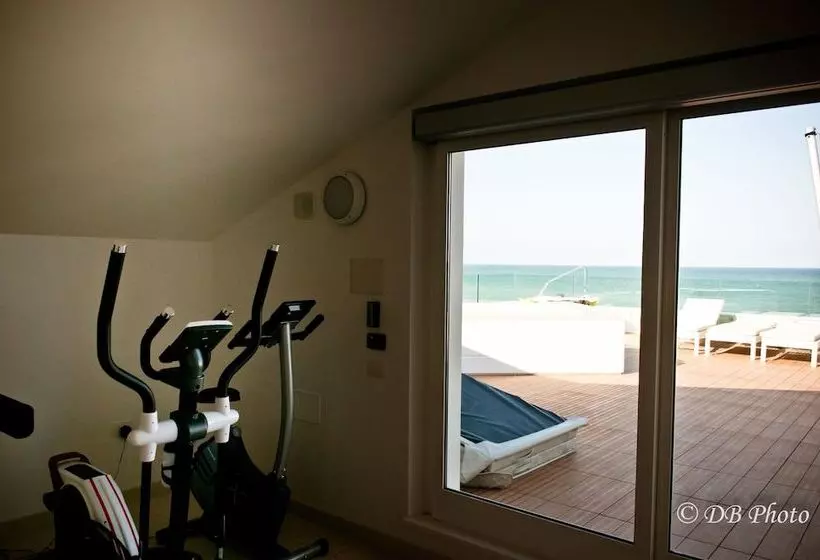 Life Hotel Seaview & Spa