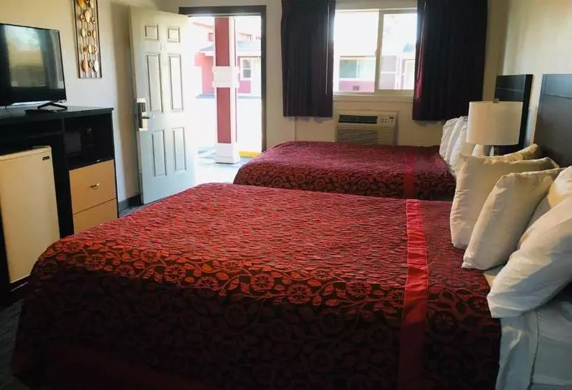 فندق Old Mill & Suites