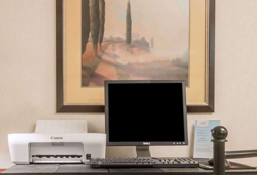 فندق Super 8 By Wyndham Alvarado