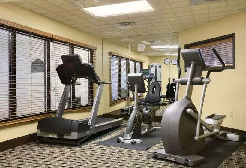 ホテル Wingate By Wyndham Dayton Fairborn