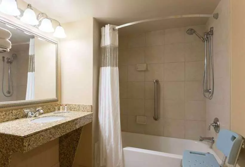 ホテル Wingate By Wyndham Dayton Fairborn