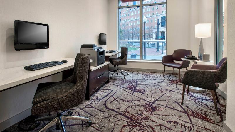 Residence Inn Alexandria Old Town South At Carlyle