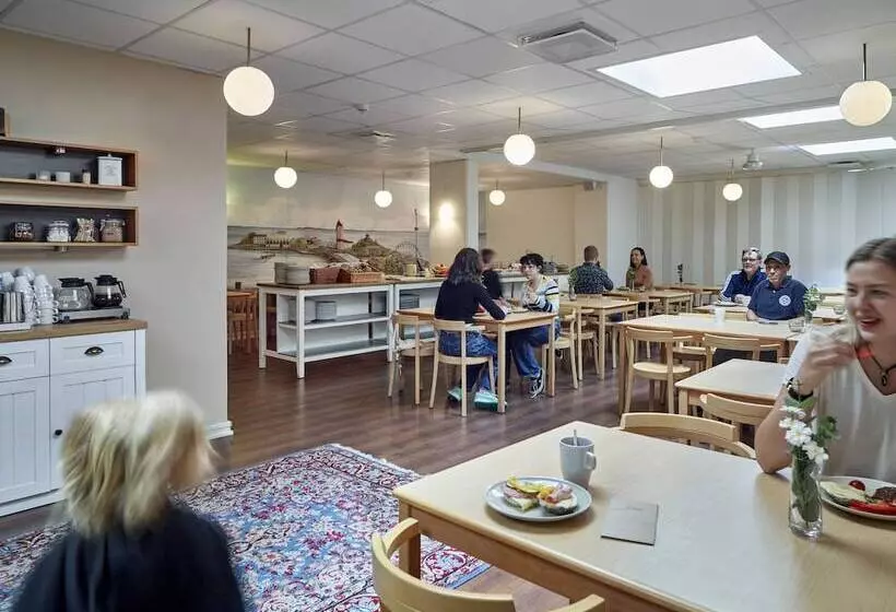 הוסטל Göteborgs Bed & Breakfast