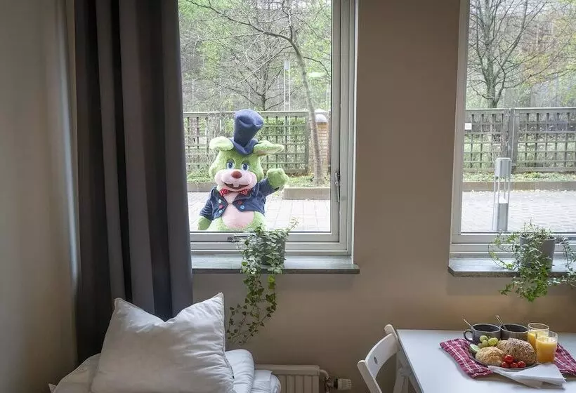 הוסטל Göteborgs Bed & Breakfast